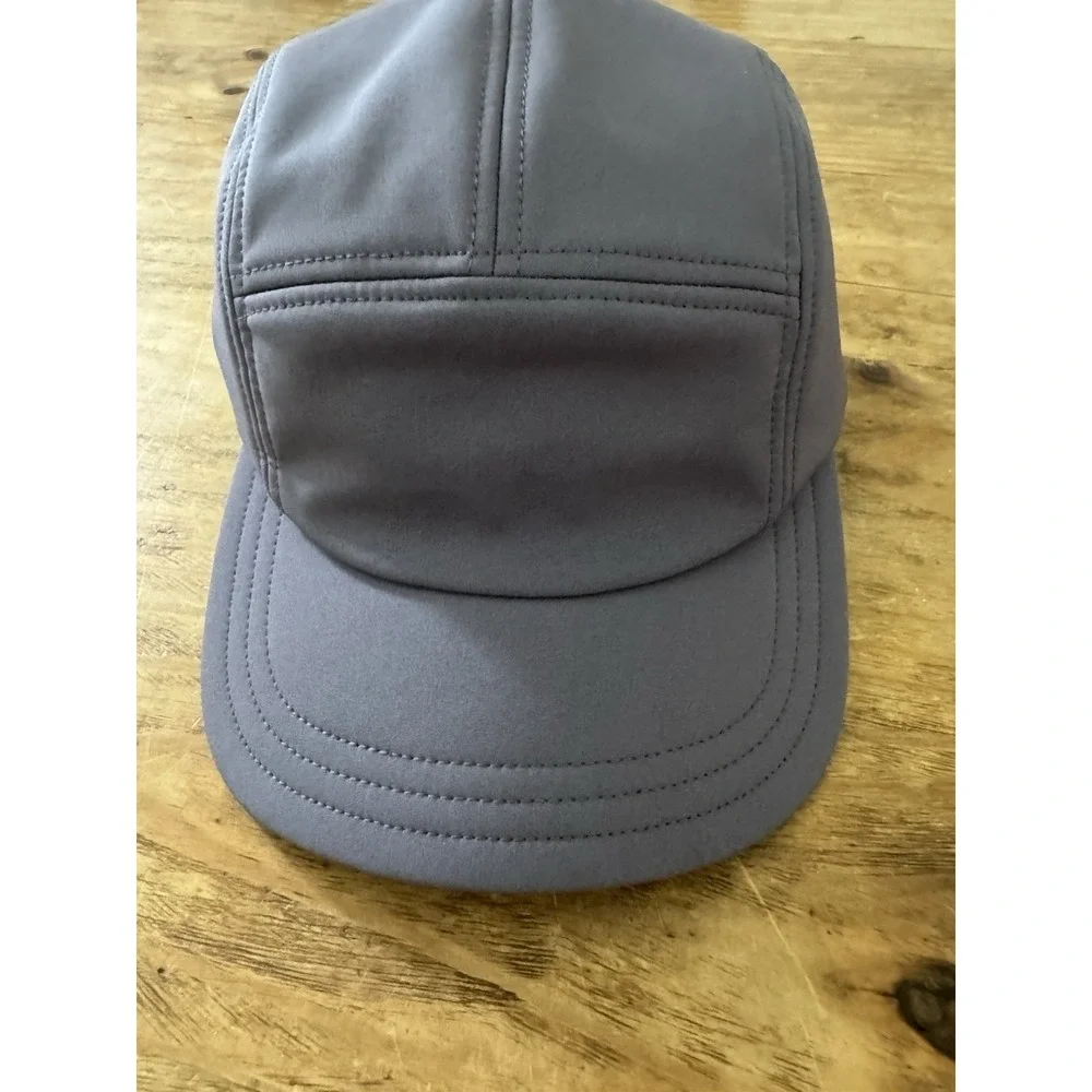 Athleta Cold Weather Train Cap Gray Adjustable Water Repellent Reflective NWT